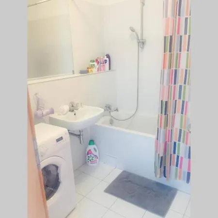 Three Towers With Parking And Nice View Апартаменты *